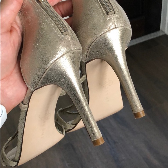 Ivanka Trump- Caged Light champagne/gold  heels - Picture 5 of 6